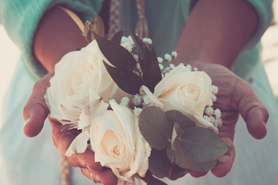 Ca'Mora_Benefits_of_Roses