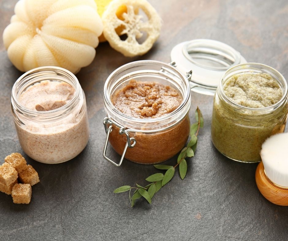 The Ca'Mora collection of sugar scrubs and body butters are made with the best natural and organic ingredients.  Shower your skin with the best oils and herbs.  Each product is formulated to leave you with moisturized skin and soft skin.