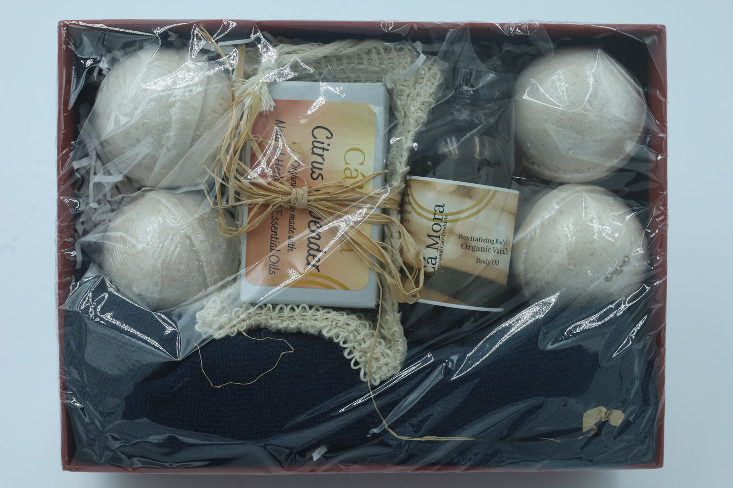 Ca'Mora bath bomb gift box.