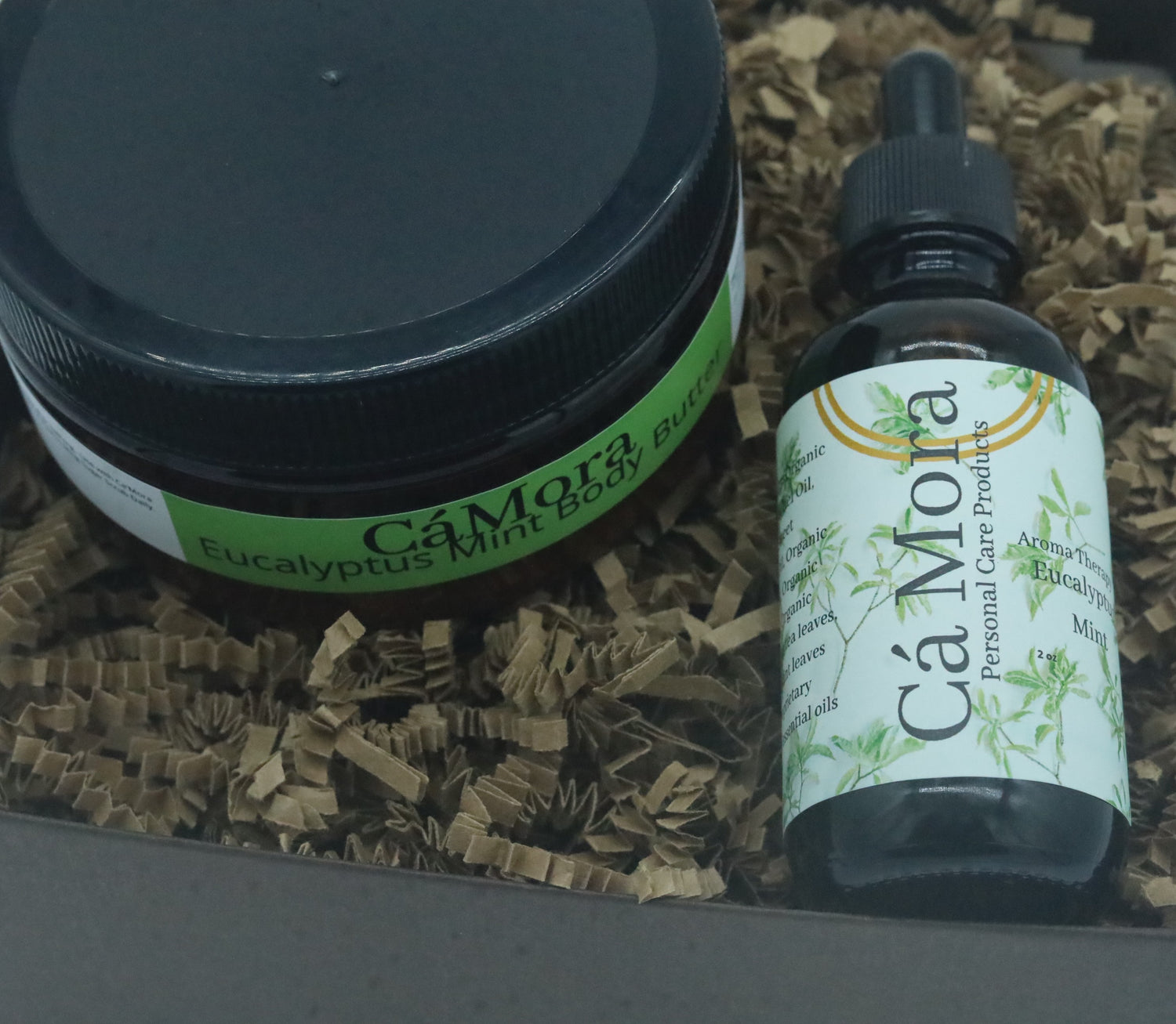 The Eucalyptus Mint Body Butter drenches your skin in moisture. Included is our Eucalyptus Mint Body Oil.  Ingredients: Organic Apricot Oil, Organic Sweet Almond Oil, Organic Jojoba Oil, Organic Olive Oil, Organic Eucalyptus and Mint leaves, and a proprietary blend of essential oils.  Eucalyptus Mint Body Butter included.