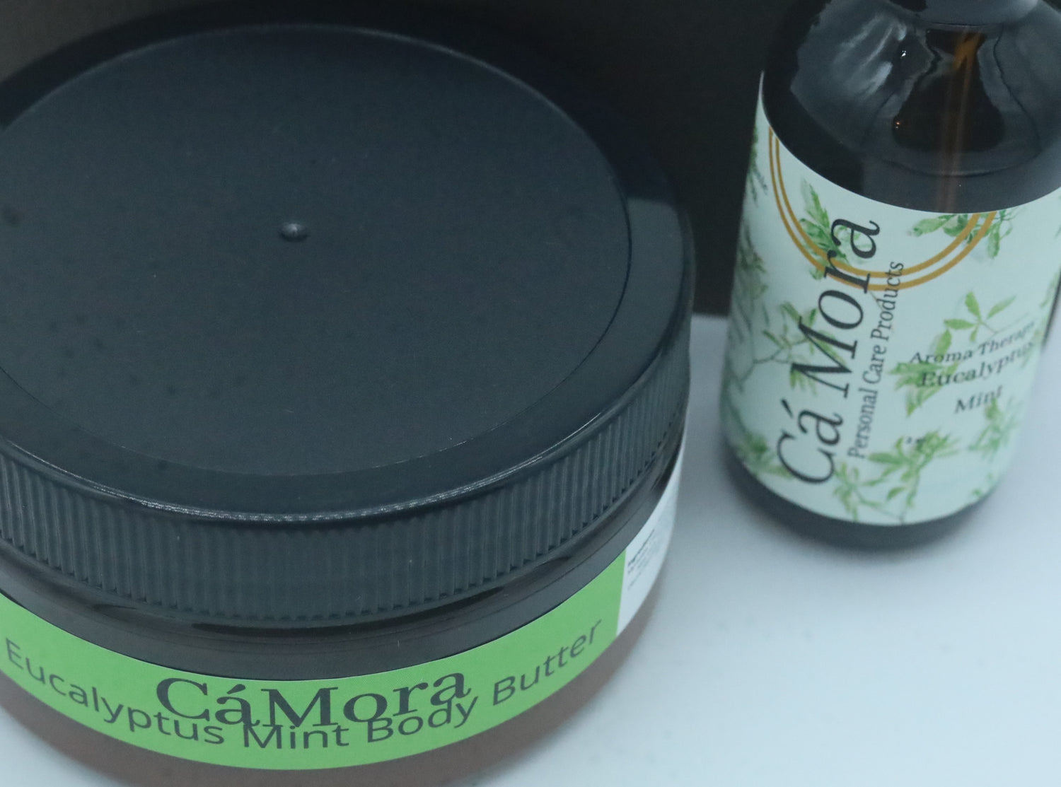 The Eucalyptus Mint Body Butter drenches your skin in moisture. Included is our Eucalyptus Mint Body Oil.  Ingredients: Organic Apricot Oil, Organic Sweet Almond Oil, Organic Jojoba Oil, Organic Olive Oil, Organic Eucalyptus and Mint leaves, and a proprietary blend of essential oils.  Eucalyptus Mint Body Butter included.