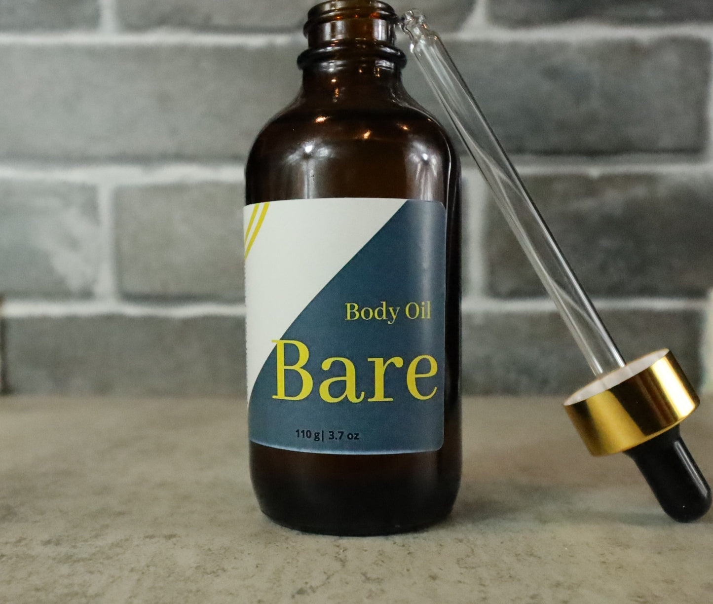 Bare organic body oil for soft skin, for moisturized skin.