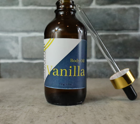 Vanilla organic body oil for soft skin, for moisturized skin.